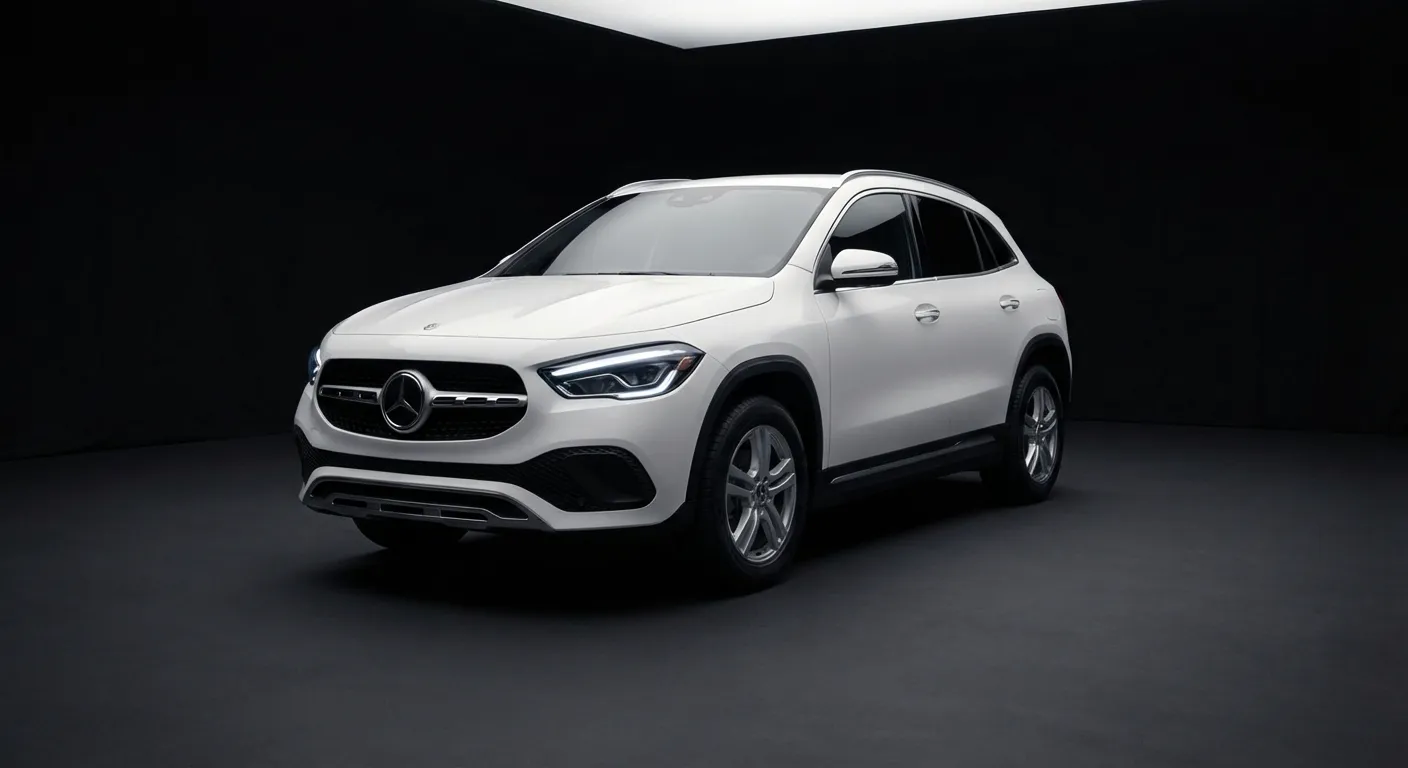 Détail de la face avant et de l'optique LED de la Mercedes GLA Executive